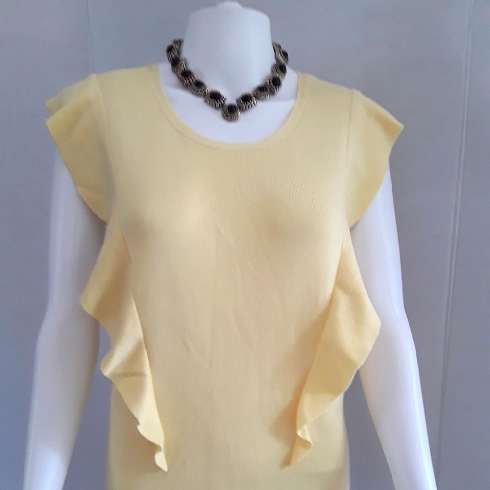 PLUS SZ 14/16  NWT ALEX MARIE YELLOW RUFFLE SWEATER